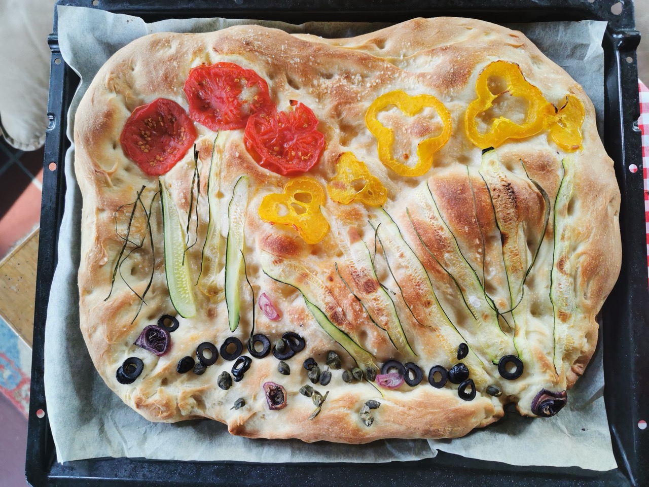 Focaccia Garden – Brot mit Gemüse und Kräutern