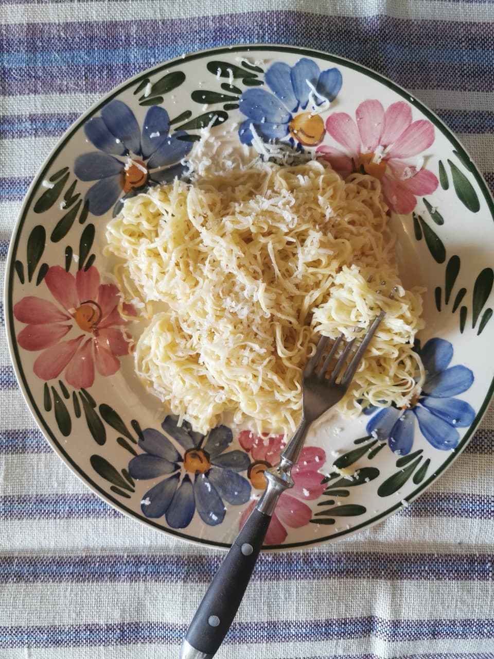 Tagliarini mit Butter und Parmesan