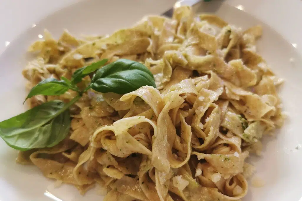 Vivi kocht Dinkelvollkorntagliatelle Vivi kocht