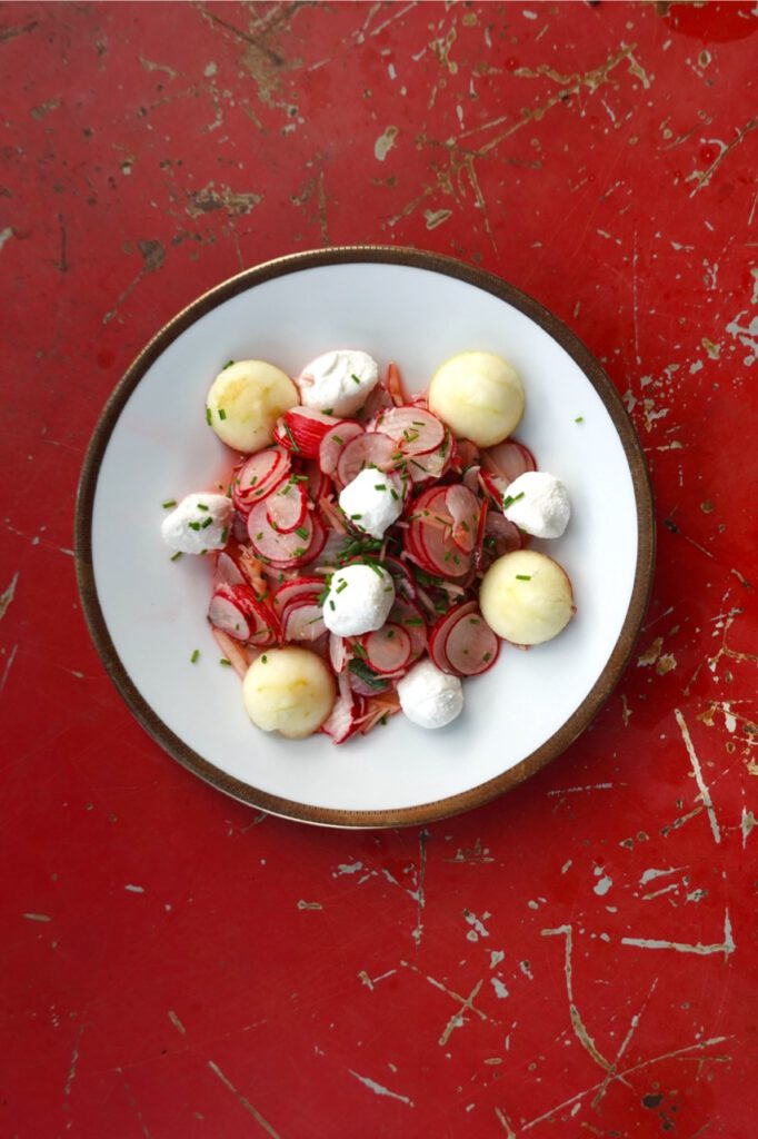 Radieschensalat Rezept von Vivikocht