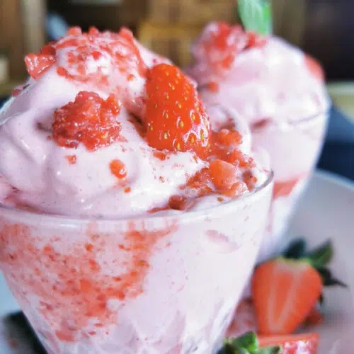 Erdbeersofteis nur 62 kcal pro Portion