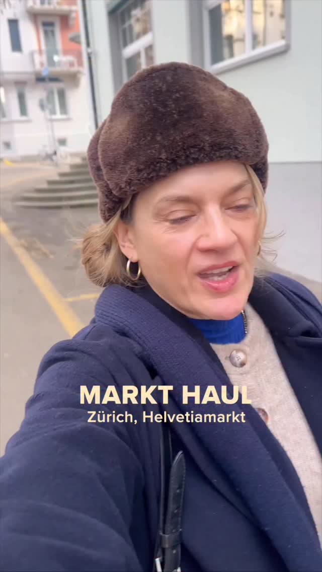 Also was sagt ihr, zu teuer...? Oder günstig? Ich habe keine Ahnung mehr...auch wenn ich in Berlin einkaufe finde ich es mega teuer. 💰

#haul #markteinkauf #günstigeinkaufen #rechnenüben #gemüse #saisonal #regional