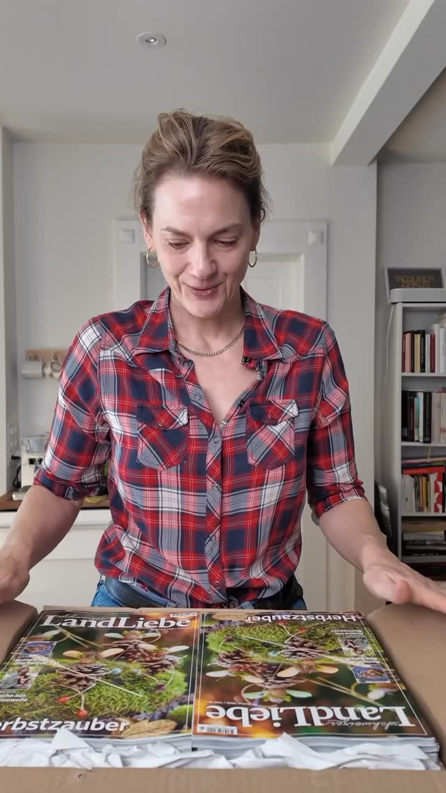 Hallo Ihr Lieben, hier ist Vivi kocht- das ist ein Test real und ich habe einen grossen Artikel in der Schweizer Landliebe als Foodbloggerin und ich würde mich Mega freuen, wenn ihr mal auf meinem @vivikocht Channel vorbeischaut. Es gibt viele tolle Rezepte schnelle Feierabend- Rezepte und moderne Traditionelle Rezepte.
Alles liebe Vivi