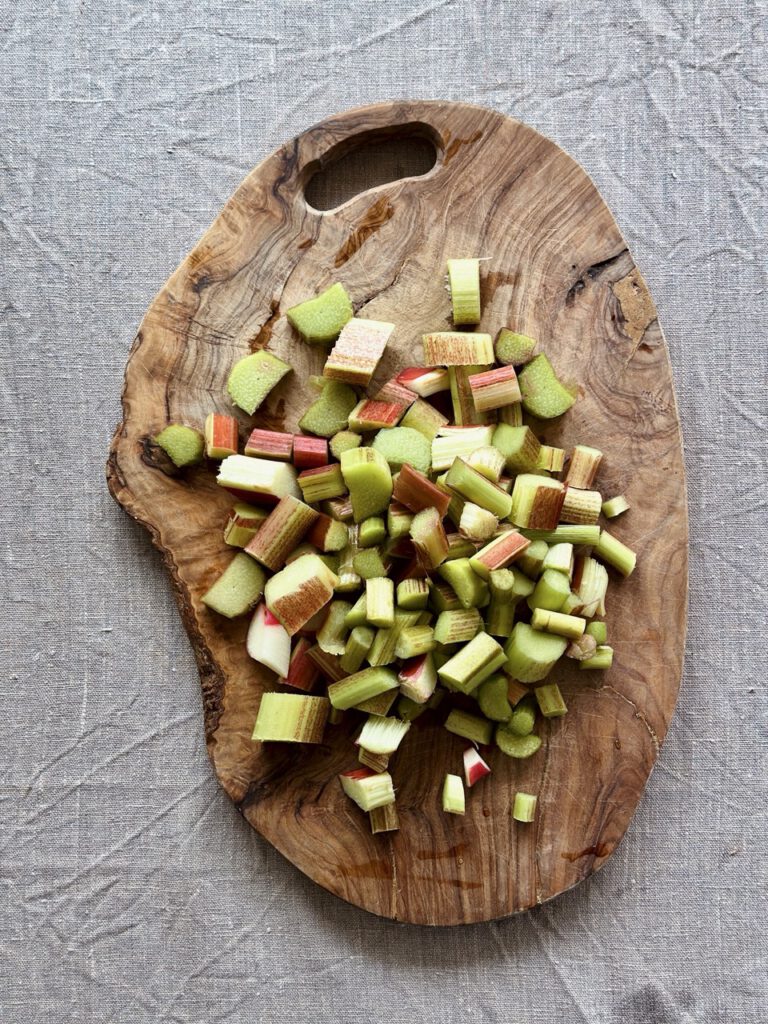 Rhabarber geschnitten Rezept von Vivikocht