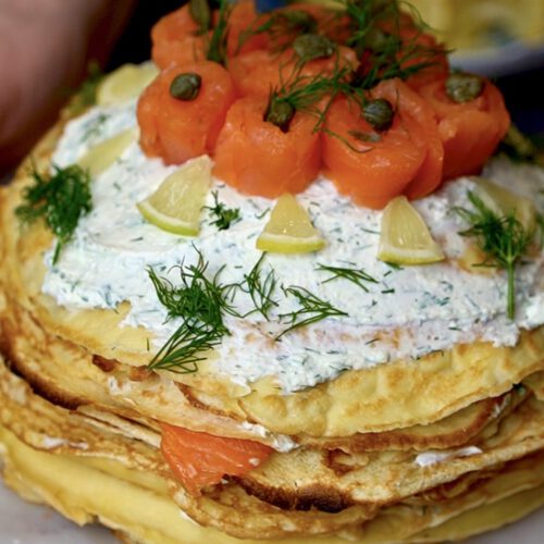 Pfannkuchen-Frischkäse Lachs Torte Rezept